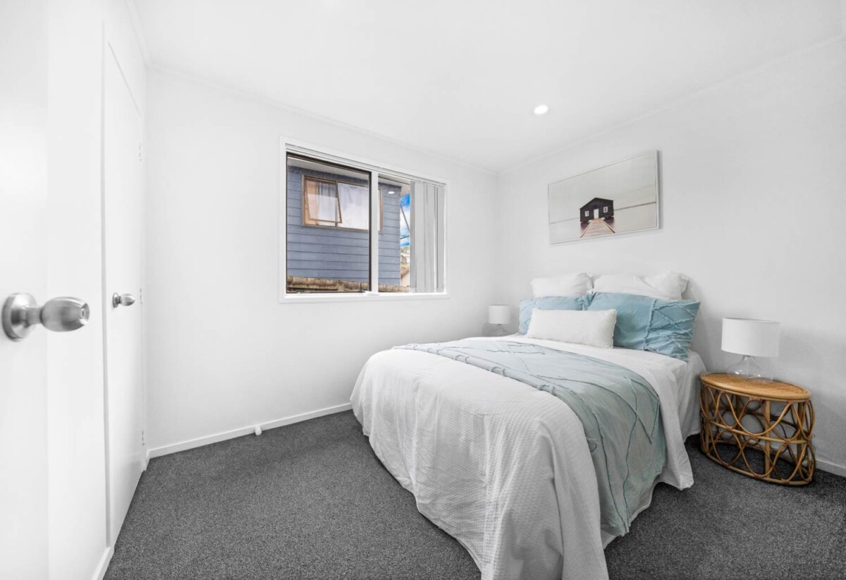 Home & income, 3 beds + 2 beds houses on 607m² section, 148 & 148A Solar Road, Glen Eden, Auckland