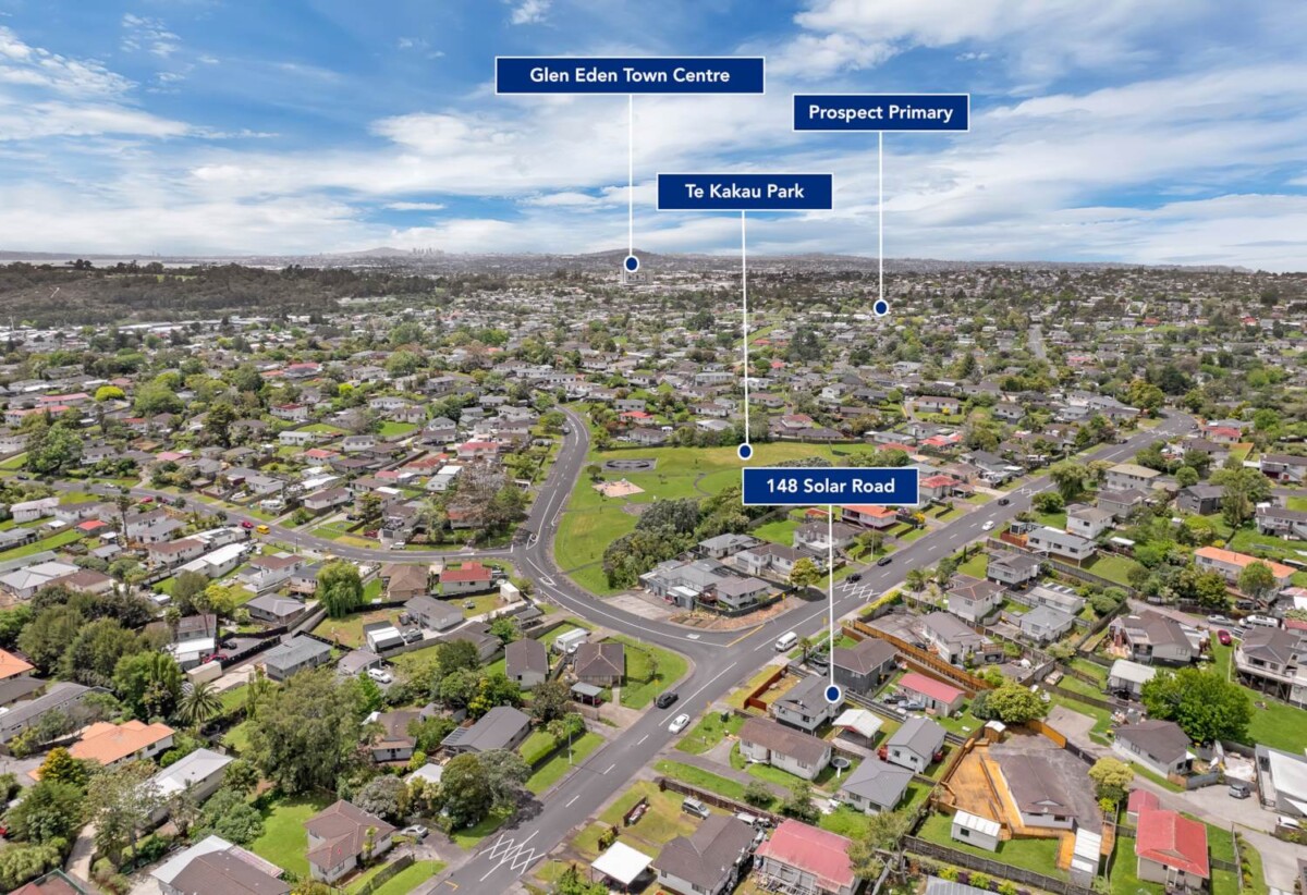 Home & income, 3 beds + 2 beds houses on 607m² section, 148 & 148A Solar Road, Glen Eden, Auckland