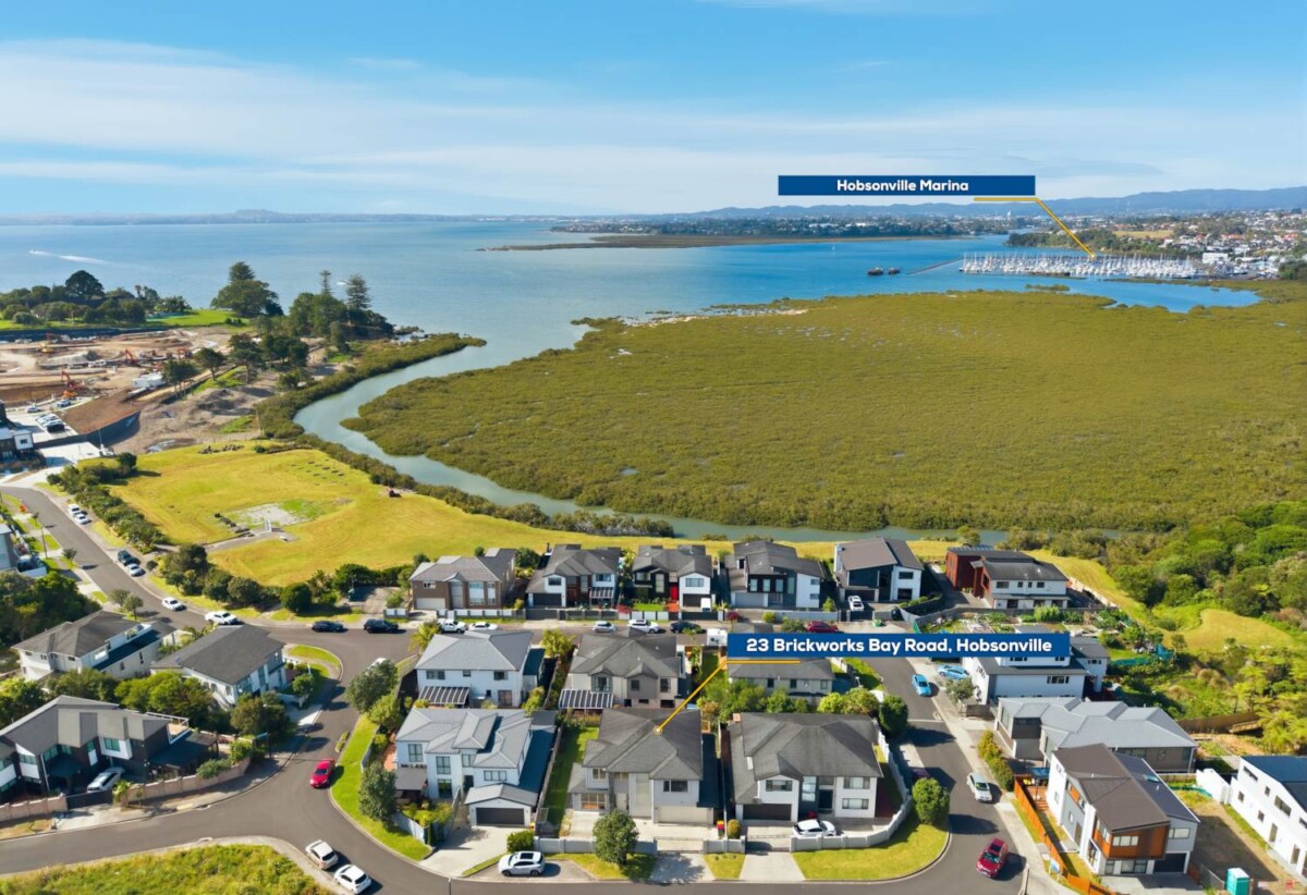 278m² home showcases, sea views, 4 beds 4.5 baths house on 450m2 section, 23 Brickworks Bay Road, Hobsonville, Auckland