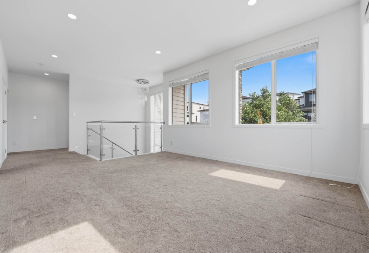 278m² home showcases, sea views, 4 beds 4.5 baths house on 450m2 section, 23 Brickworks Bay Road, Hobsonville, Auckland