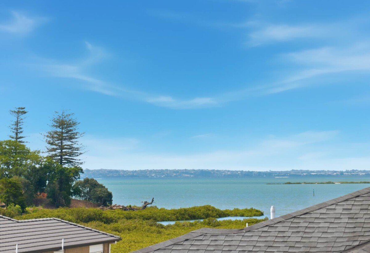 278m² home showcases, sea views, 4 beds 4.5 baths house on 450m2 section, 23 Brickworks Bay Road, Hobsonville, Auckland