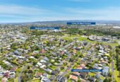 Mt Albert Grammar school zone, 4 beds house, close to St Lukes shopping centre, 44A Tasman Avenue, Mt Albert, Auckland
