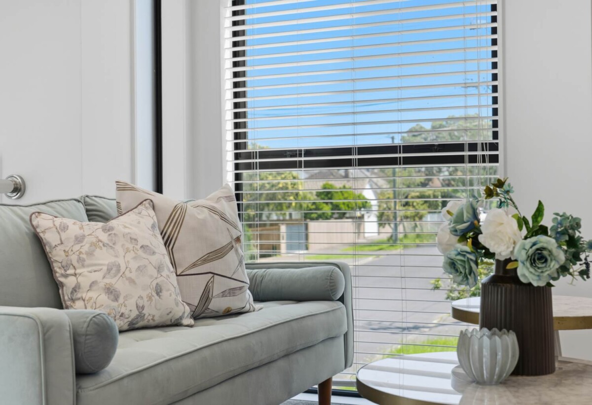 Mt Albert Grammar school zone, 4 beds house, close to St Lukes shopping centre, 44A Tasman Avenue, Mt Albert, Auckland