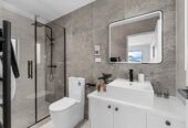 Brandnew 6 beds 5.5 baths house on 415m² section, kitchen + legal kitchenette, with 2 beds granny, 4 Ivy Lane, Karaka, Auckland