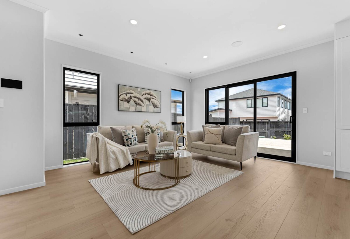 Brandnew 6 beds 5.5 baths house on 415m² section, kitchen + legal kitchenette, with 2 beds granny, 4 Ivy Lane, Karaka, Auckland