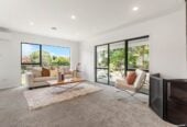 Move-In Ready, close to Wattle Downs Golf & Country Club,, Renovated 4 beds house on 619m² section, Main 3-bed home + separate 1-bed 1 bath dwelling., 166 Carnoustie Drive, Wattle Downs, Auckland