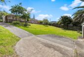5 beds house on 1219m² land, walks to school and shops, 6 Beswick Place, Birkdale, Auckland