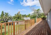 5 beds house on 1219m² land, walks to school and shops, 6 Beswick Place, Birkdale, Auckland