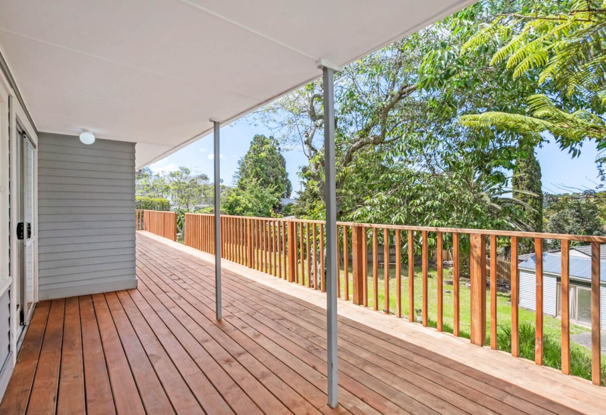 5 beds house on 1219m² land, walks to school and shops, 6 Beswick Place, Birkdale, Auckland