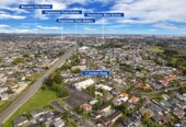 5 beds house on 1012m² section, Legal HOME & INCOME, live, do-up or develop, 11 Gordon Road, Papatoetoe, Auckland