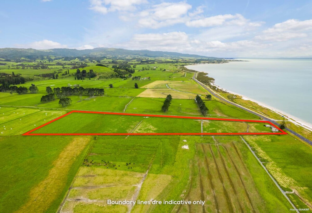 Make an offer, Hauraki Plains College zone, beach on your doorstep, 2 beds house on 4ha land, All Offers Invited, do-up or build your dream home, 587 East Coast Road, Kaiaua, The Coromandel, Waikato
