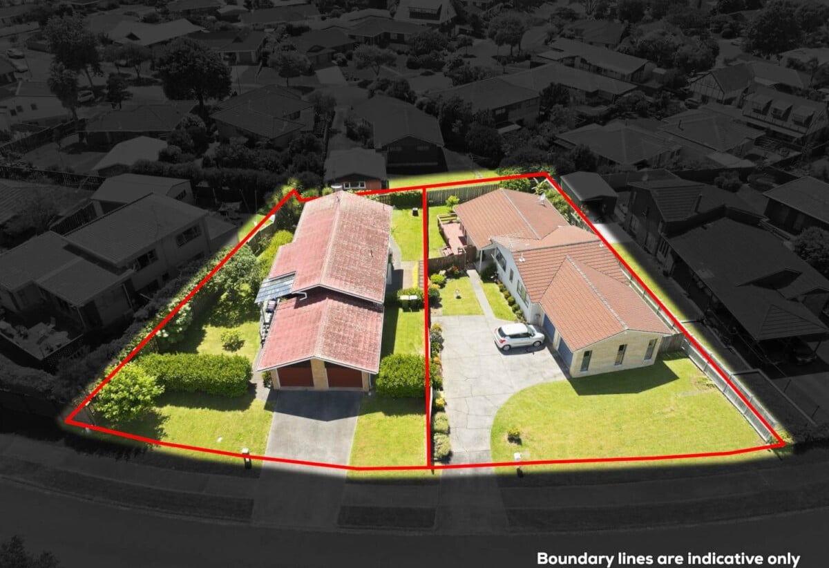 3 beds house on 617m² section, 22 & 24 Luton Avenue together totalling approximately 1,294m² (617m² + 677m²), 22 Luton Avenue, Sunnyhills, Auckland