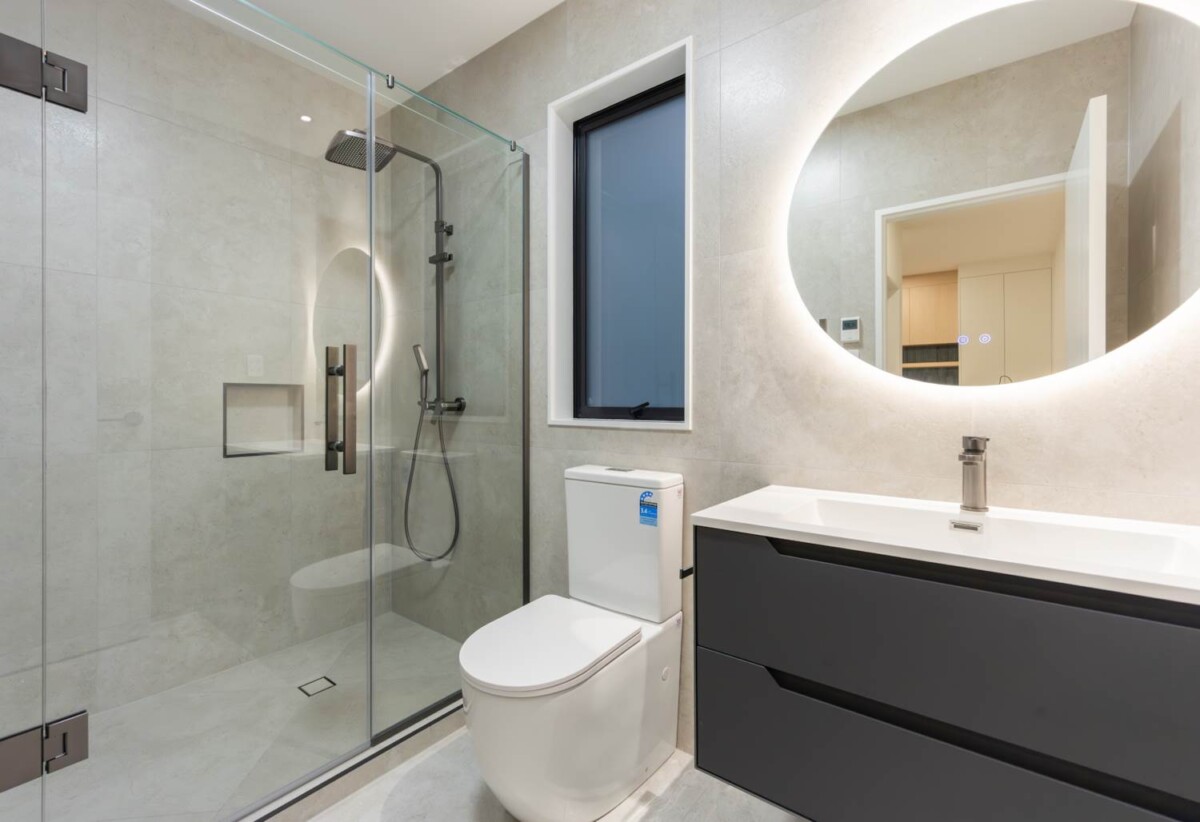 10-Year Master Build warranty., brandnew 3 beds house, moments from Long Bay Beach, vibrant shops, and quality schools, 12 Tikati Rise, Long Bay, Auckland
