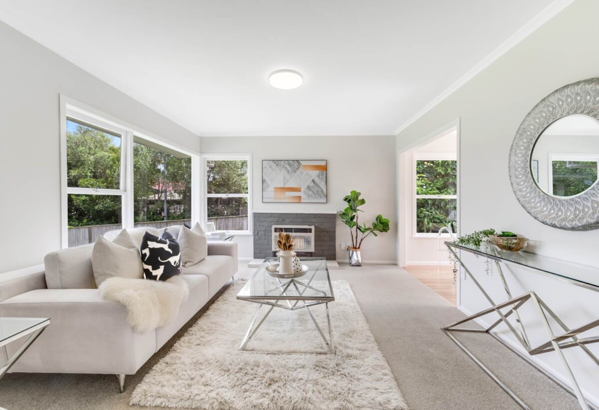 3 beds house on 959m² section, walks to schools, shops, park, 5 Mackwood Place, Birkdale, Auckland