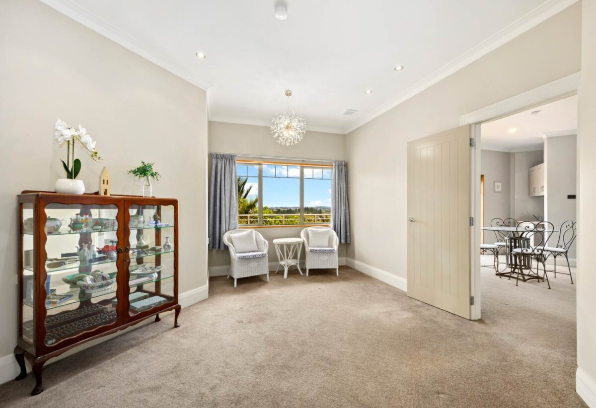 Luxury 6 beds lifestyle house on 2.4568ha land, Just a short distance from the Wainui Golf Club, 251 Whitehills Road, Waitoki, Wainui, Auckland
