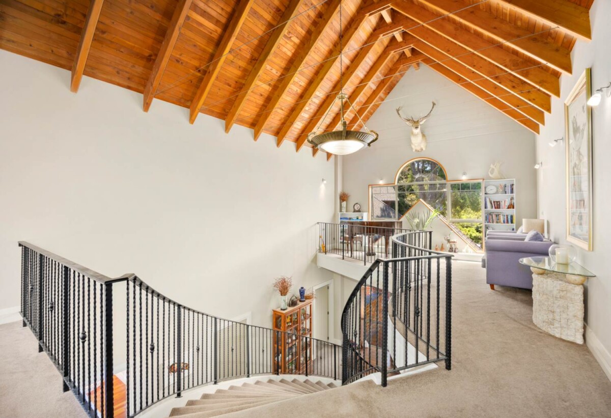 Luxury 6 beds lifestyle house on 2.4568ha land, Just a short distance from the Wainui Golf Club, 251 Whitehills Road, Waitoki, Wainui, Auckland