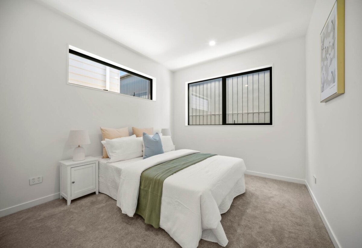 189m2 brandnew standalone 4 beds house with garage on 168m2 section, walks to Long Bay Village, school, beach, 8 Tikati Rise, Long Bay, Auckland