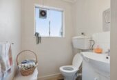 Super Keen Vendor wants it to be Sold, Mt Albert Grammar School zone, brick 2 beds home with garage, walks to school and Westfield St Lukes Mall, 5/3 Kingsway Avenue, Sandringham, Auckland