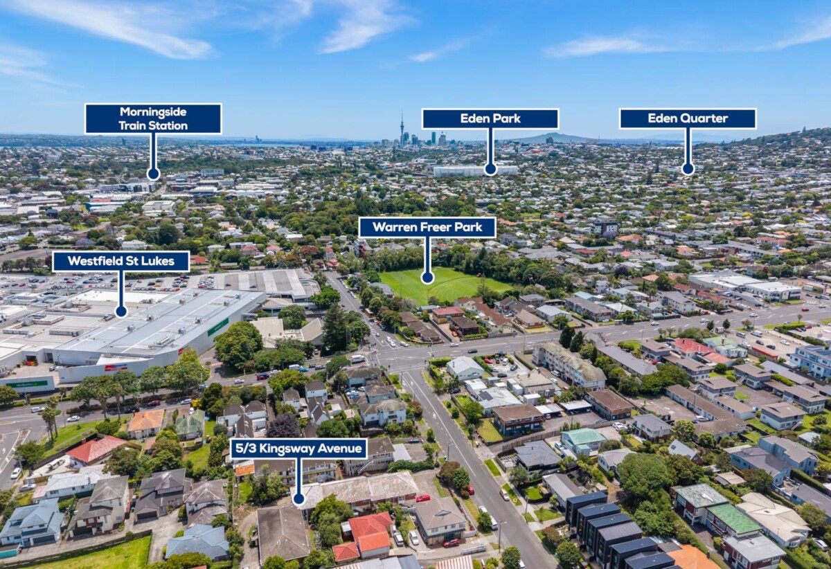 Super Keen Vendor wants it to be Sold, Mt Albert Grammar School zone, brick 2 beds home with garage, walks to school and Westfield St Lukes Mall, 5/3 Kingsway Avenue, Sandringham, Auckland