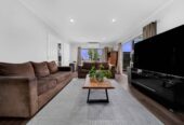 Chapel Downs School and Sancta Maria College zone, 3 beds house on 374m² section, walks to schools, 8 McKittrick Avenue, Flat Bush, Auckland