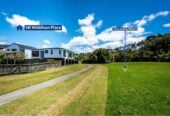 Albany school zone, brandnew 4 beds house, Next to Reserve, walks to schools and Massey University, 6B Widdison Place, Albany, Auckland