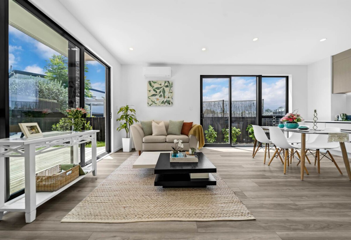 Affordable brandnew 4 beds home, walks to schools, 24D Finnerty Avenue, Howick, Auckland