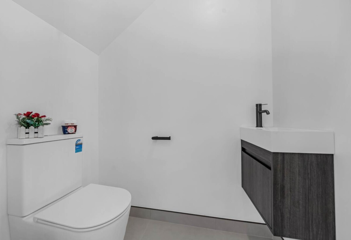 Affordable brandnew standalone 4 beds home, walks to schools, 24B Finnerty Avenue, Howick, Auckland