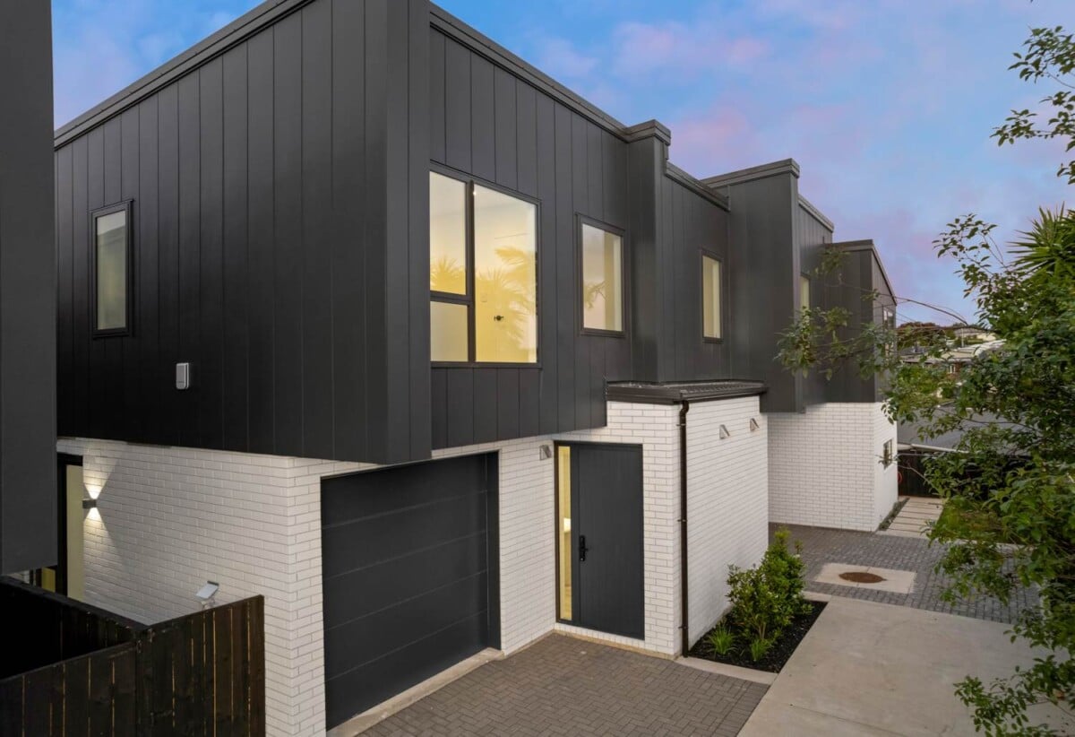 Affordable brandnew 4 beds home, walks to schools, 24C Finnerty Avenue, Howick, Auckland