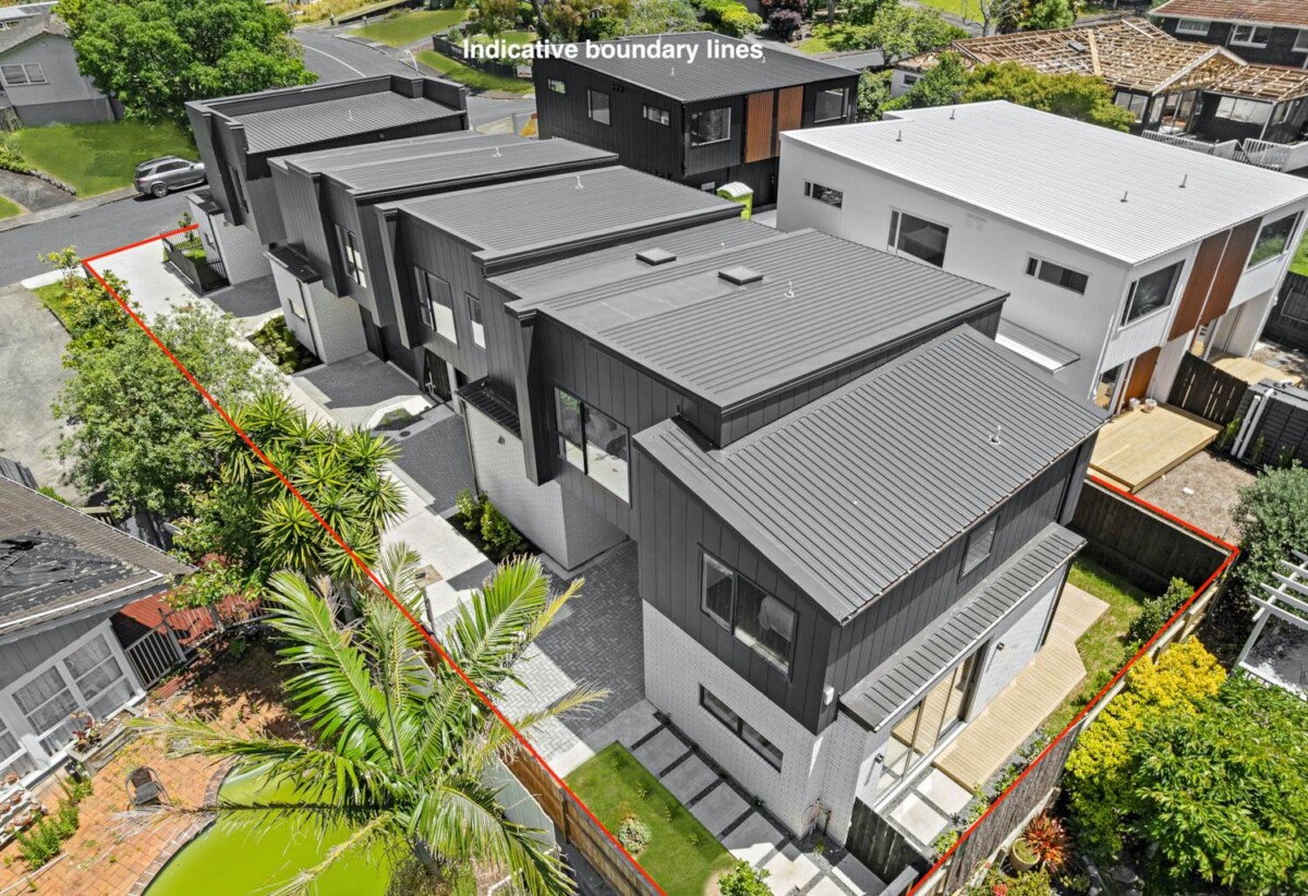 Affordable brandnew 4 beds home, walks to schools, 24C Finnerty Avenue, Howick, Auckland