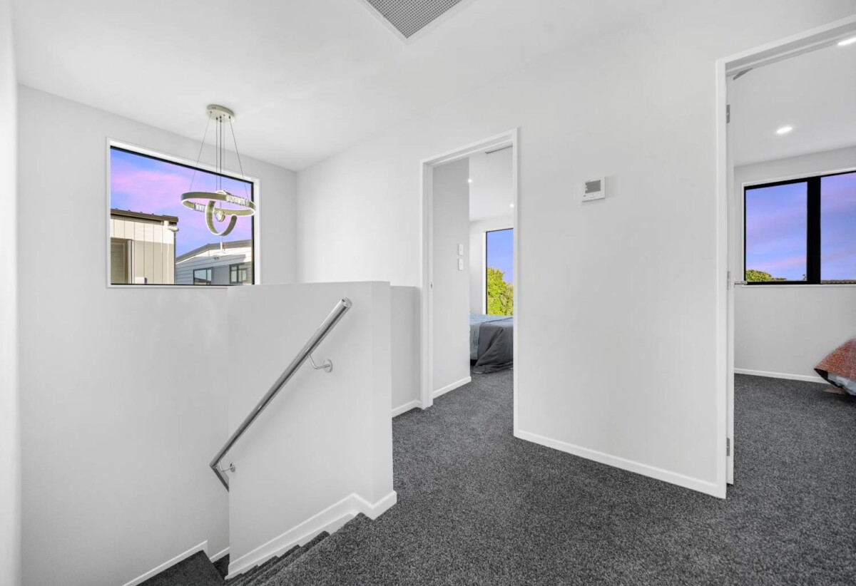 Botany Downs School and Sancta Maria College zone, brandnew standalone 4 beds home, minutes to shopping centres, schools, 17 Quibray Place, Botany Downs, Auckland