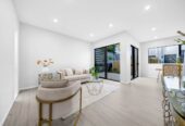 Botany Downs School and Sancta Maria College zone, brandnew standalone 4 beds home, minutes to shopping centres, schools, 17 Quibray Place, Botany Downs, Auckland