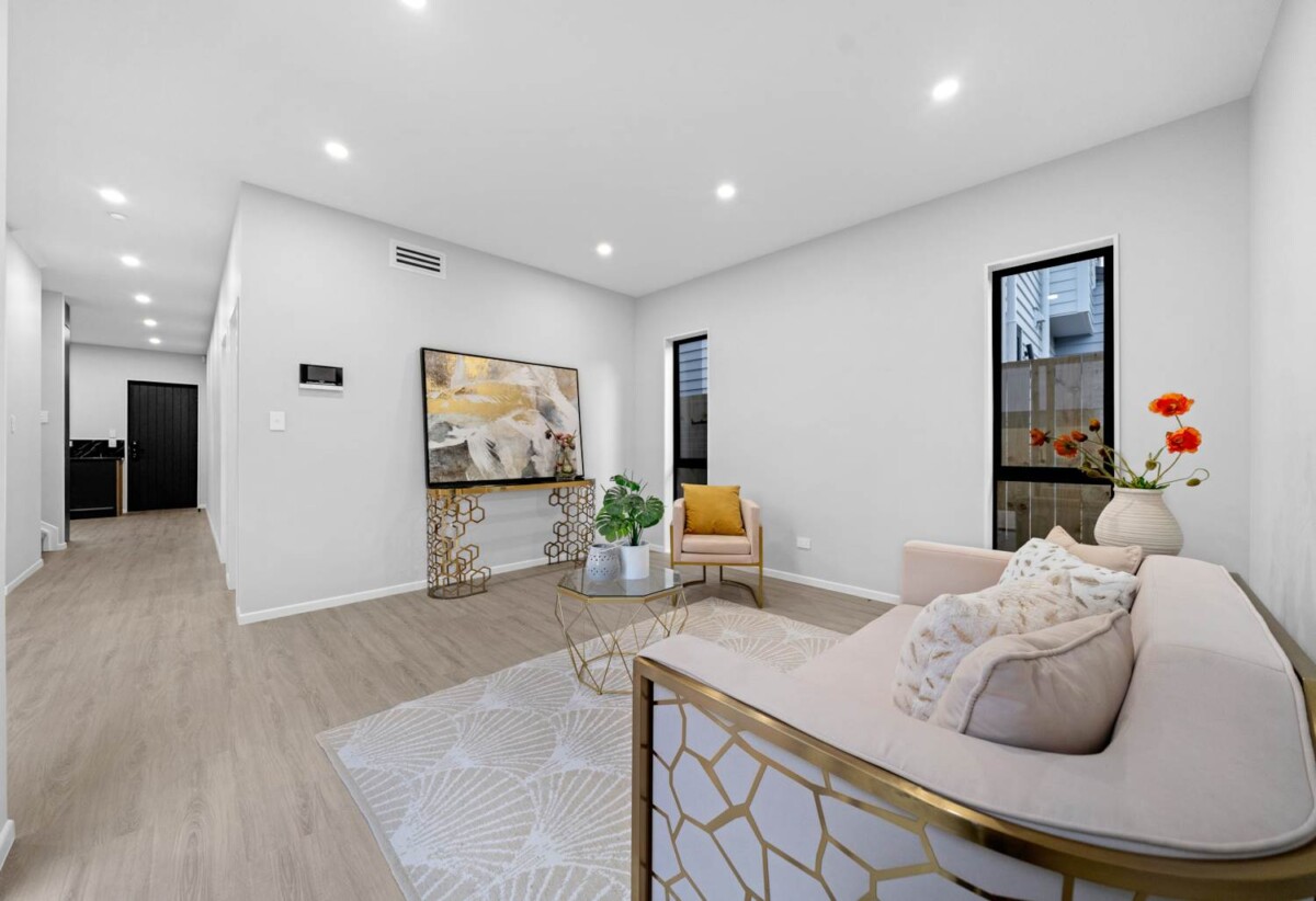 Botany Downs School and Sancta Maria College zone, brandnew standalone 4 beds home, minutes to shopping centres, schools, 15 Quibray Place, Botany Downs, Auckland