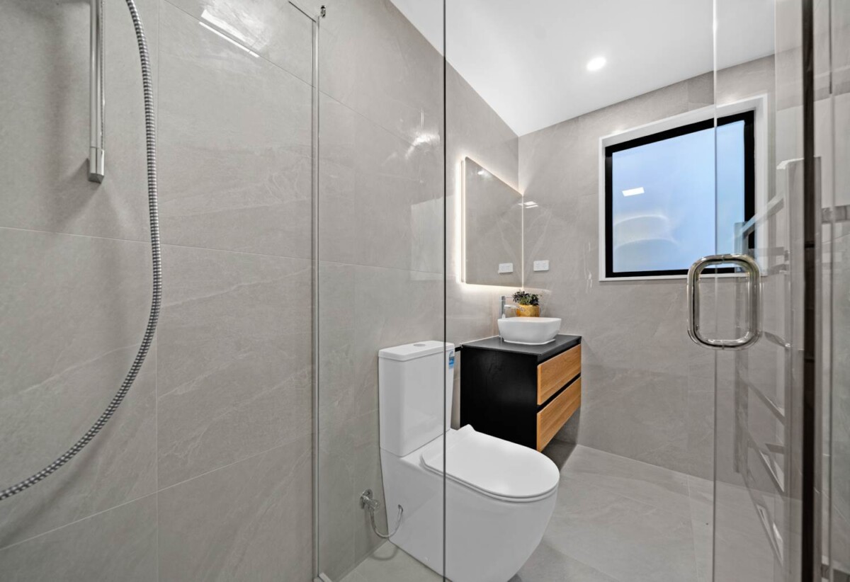Botany Downs School and Sancta Maria College zone, brandnew standalone 4 beds home, minutes to shopping centres, schools, 17 Quibray Place, Botany Downs, Auckland