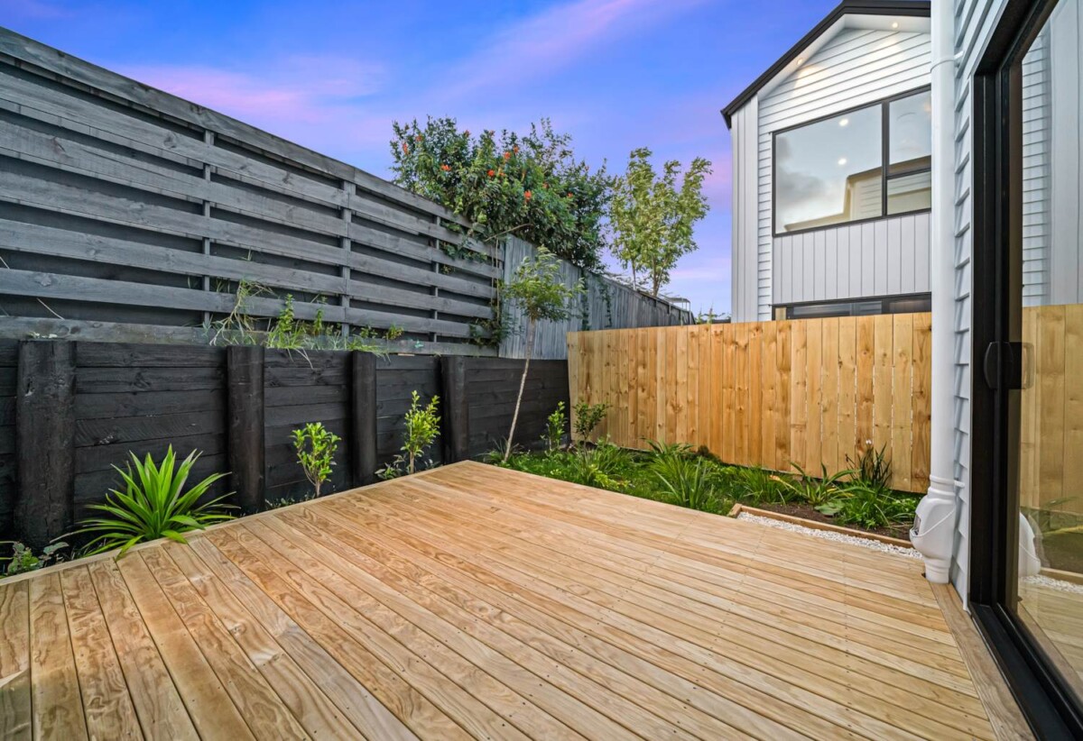 Botany Downs School and Sancta Maria College zone, brandnew standalone 4 beds home, minutes to shopping centres, schools, 17 Quibray Place, Botany Downs, Auckland