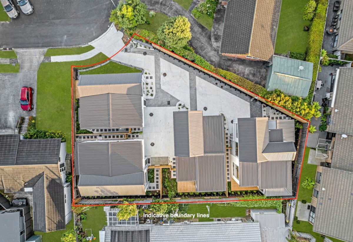 Botany Downs School and Sancta Maria College zone, brandnew standalone 4 beds home, minutes to shopping centres, schools, 19 Quibray Place, Botany Downs, Auckland