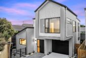 Botany Downs School and Sancta Maria College zone, brandnew standalone 4 beds home, minutes to shopping centres, schools, 15 Quibray Place, Botany Downs, Auckland