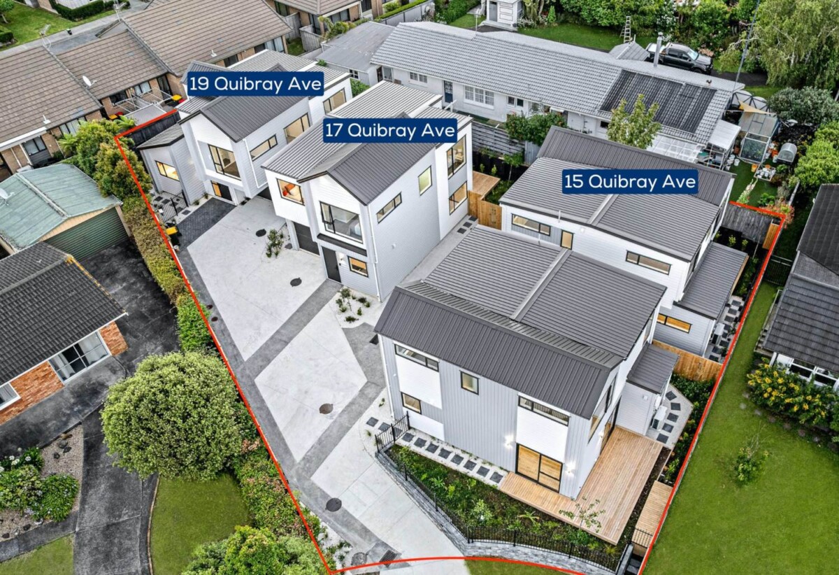 Botany Downs School and Sancta Maria College zone, brandnew standalone 4 beds home, minutes to shopping centres, schools, 17 Quibray Place, Botany Downs, Auckland
