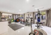 462m2 luxury 6 beds house on 885m² section, with 2 beds granny, close to schools, shopping centres, 46 Coachman Drive, Flat Bush, Auckland
