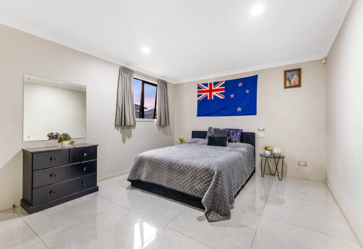 462m2 luxury 6 beds house on 885m² section, with 2 beds granny, close to schools, shopping centres, 46 Coachman Drive, Flat Bush, Auckland