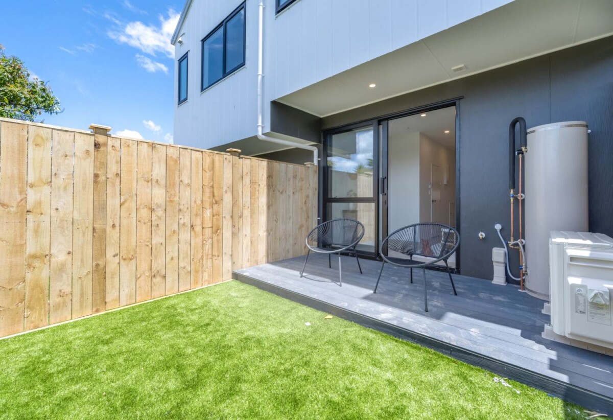 10-Year Master Build Warranty + 24-Month Maintenance Warranty, 2.7m high ceilings, move-in ready, brandnew 3 beds 2.5 baths home, minutes from Sylvia Park, Lot 3, 29 Camp Road, Mt Wellington, Auckland