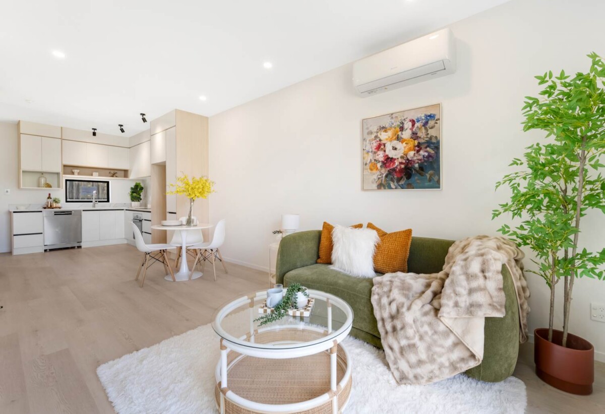 10-Year Master Build Warranty + 24-Month Maintenance Warranty, 2.7m high ceilings, move-in ready, brandnew 3 beds 2.5 baths home, minutes from Sylvia Park, Lot 3, 29 Camp Road, Mt Wellington, Auckland