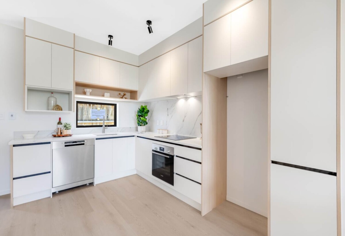 10-Year Master Build Warranty + 24-Month Maintenance Warranty, 2.7m high ceilings, move-in ready, brandnew 3 beds 2.5 baths home, minutes from Sylvia Park, Lot 3, 29 Camp Road, Mt Wellington, Auckland