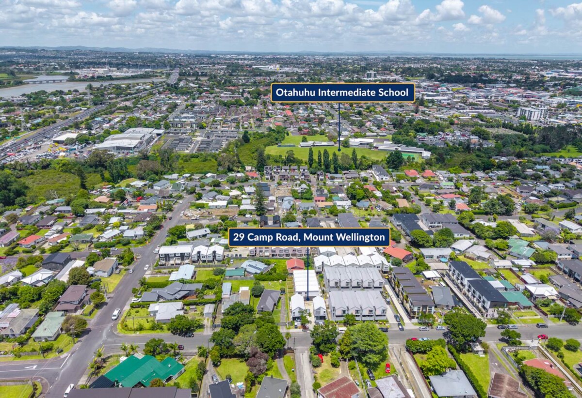 10-Year Master Build Warranty + 24-Month Maintenance Warranty, 2.7m high ceilings, move-in ready, brandnew 3 beds 2.5 baths home, minutes from Sylvia Park, Lot 3, 29 Camp Road, Mt Wellington, Auckland