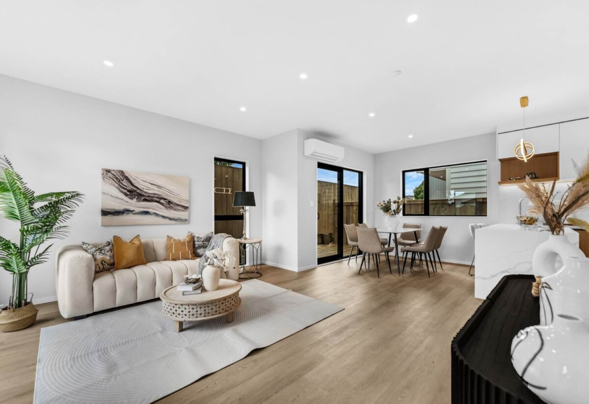Brandnew freehold Freestanding 4 beds Home with Two Kitchens –Zoned for BBI, minutes to Highland Park Shopping Centre, Pak’nSave, Woolworths, Lot 2, 91 Gills Road, Bucklands Beach, Auckland