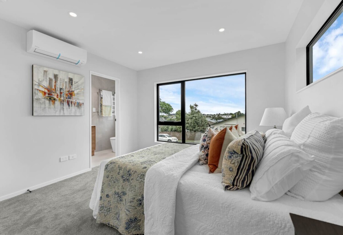 Brandnew freehold Freestanding 4 beds Home with Two Kitchens –Zoned for BBI, minutes to Highland Park Shopping Centre, Pak’nSave, Woolworths, Lot 2, 91 Gills Road, Bucklands Beach, Auckland