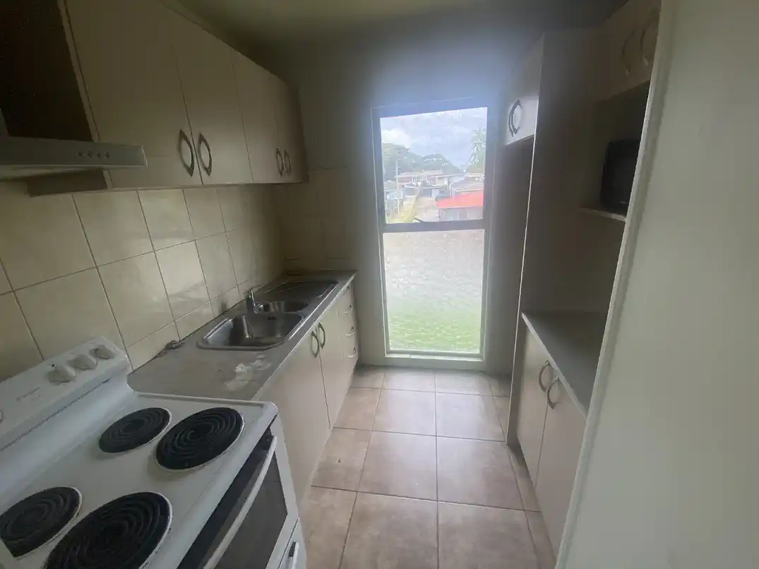 For rent, 2 beds 1 bath 1 car park apartment, Available now, 7/84 Princes Street, Otahuhu, Auckland