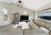 Owners upsizing, are committed elsewhere, 3 beds house on 508m2 section, close to schools, Glen Eden village, park, train and bus services, 75 Kamara Road, Glen Eden, Auckland