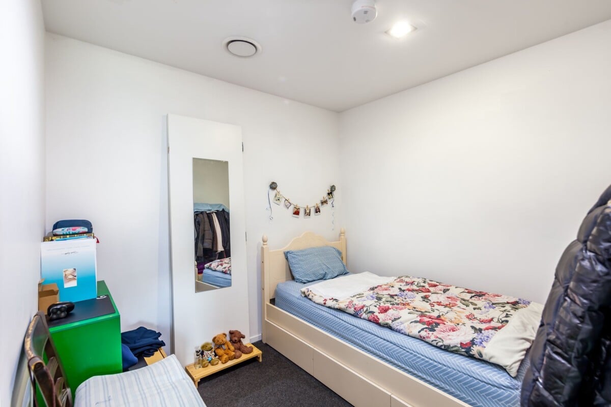 Develop site, 32-unit apartment on 8230 m2 land, returning approximately $918,800 gross per annum, concept plans indicating capacity for 115+ apartments, 1-32/222 Albany Highway Schnapper Rock, Auckland