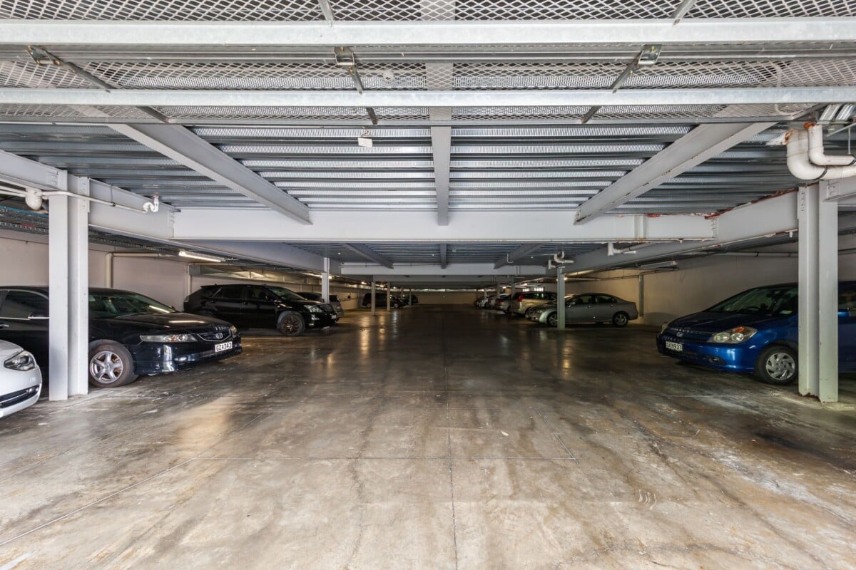 Develop site, 32-unit apartment on 8230 m2 land, returning approximately $918,800 gross per annum, concept plans indicating capacity for 115+ apartments, 1-32/222 Albany Highway Schnapper Rock, Auckland