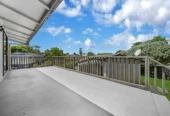 5 (3 + 2) beds houses on 833m2 land, 9 & 9A Sherie Place, Howick, Auckland